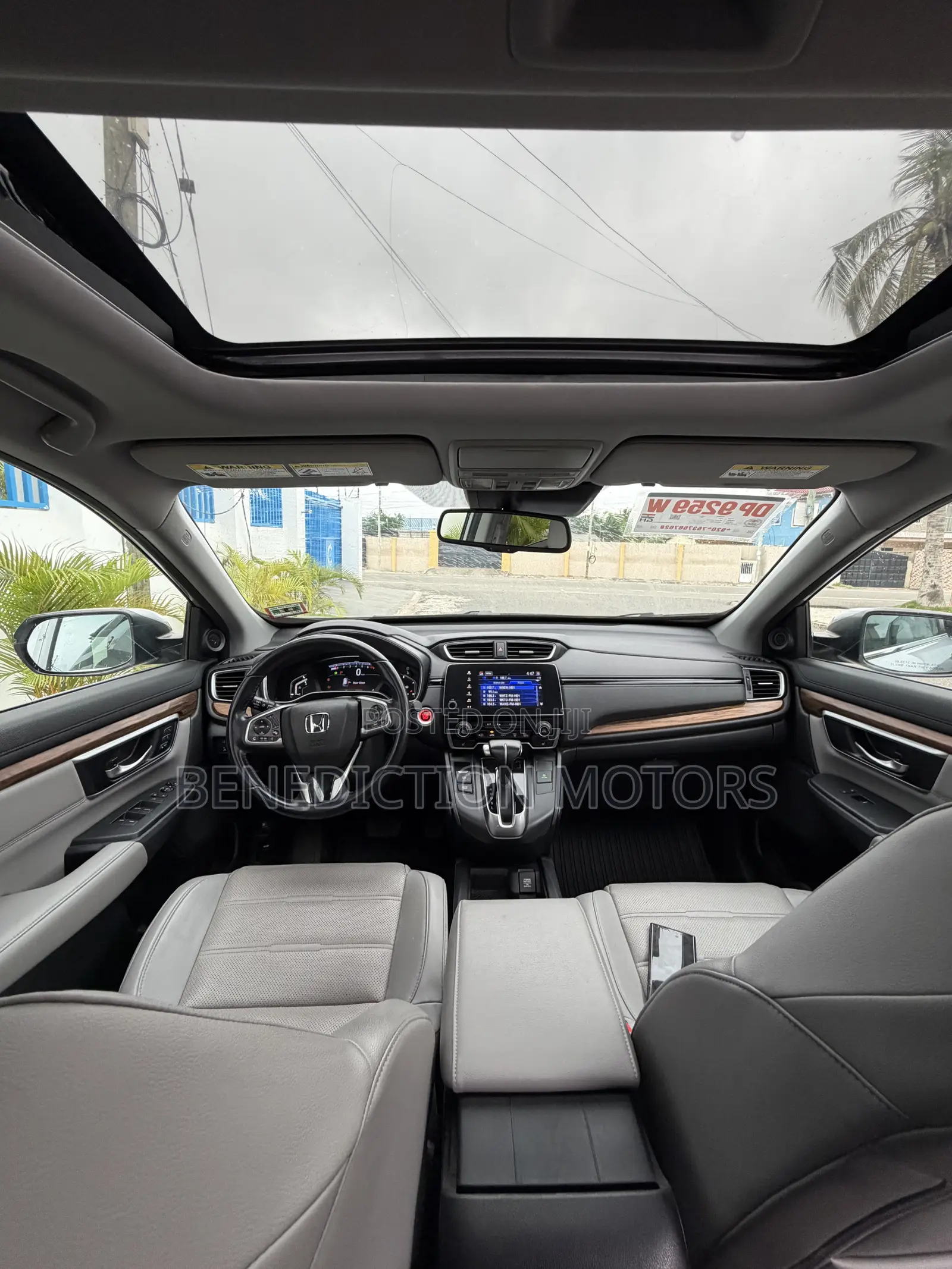 Honda CR-V Touring AWD 2019 Silver