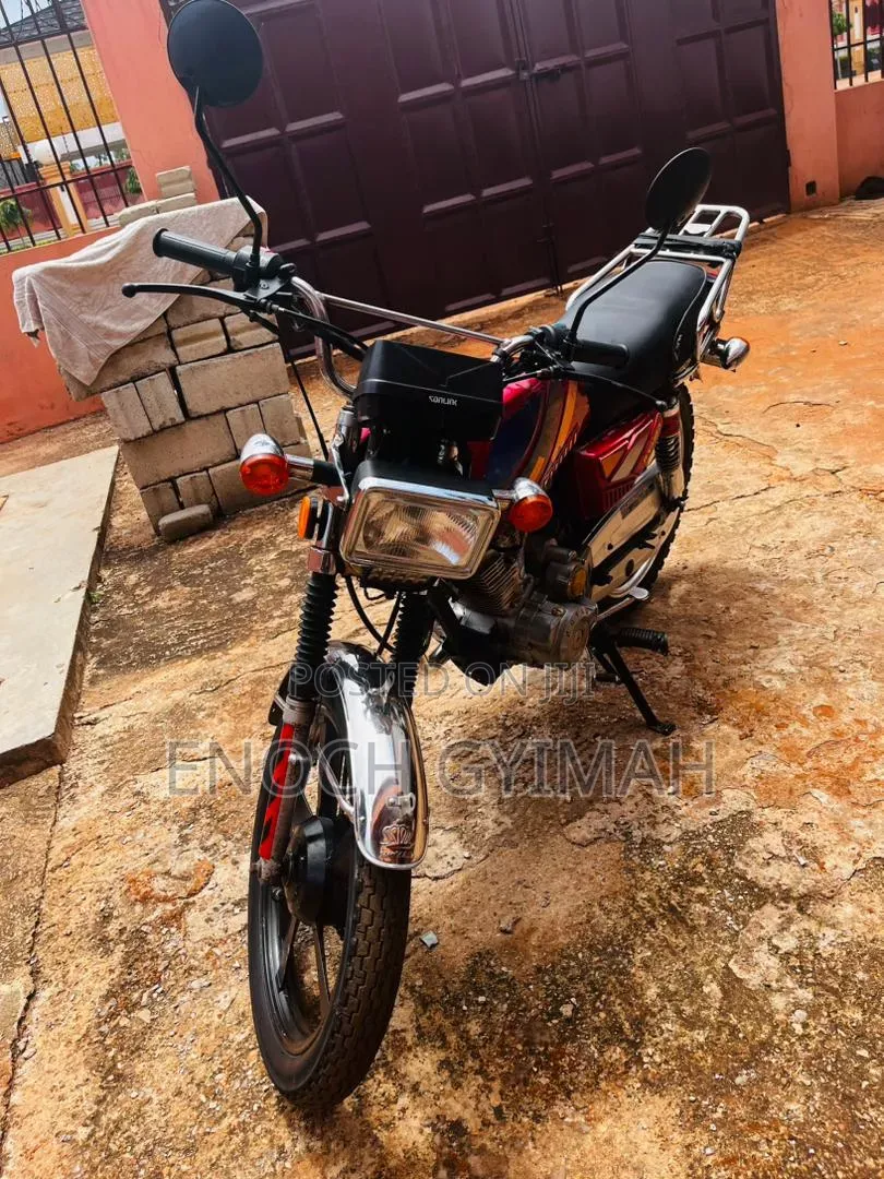 Royal RY125 2026 Red