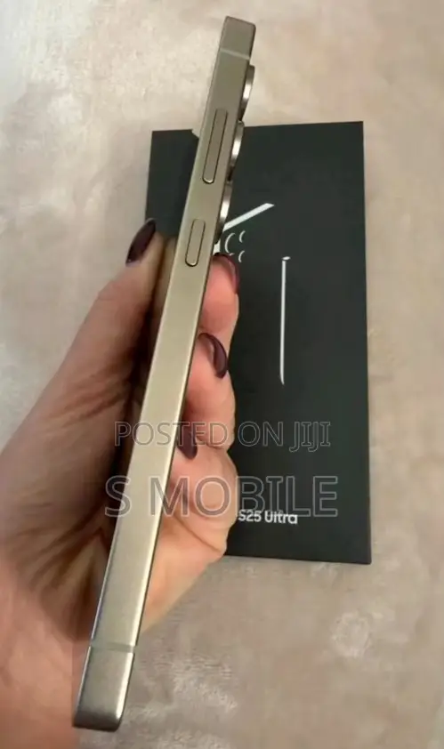 New Samsung Galaxy S25 Ultra 1 TB Gold