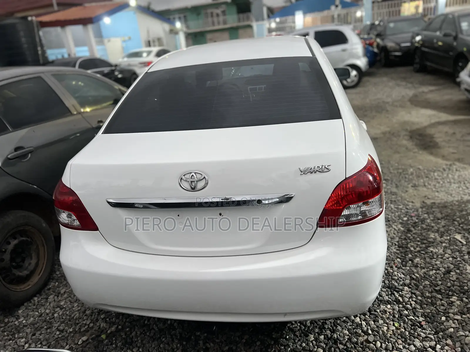 Toyota Yaris 2012 White