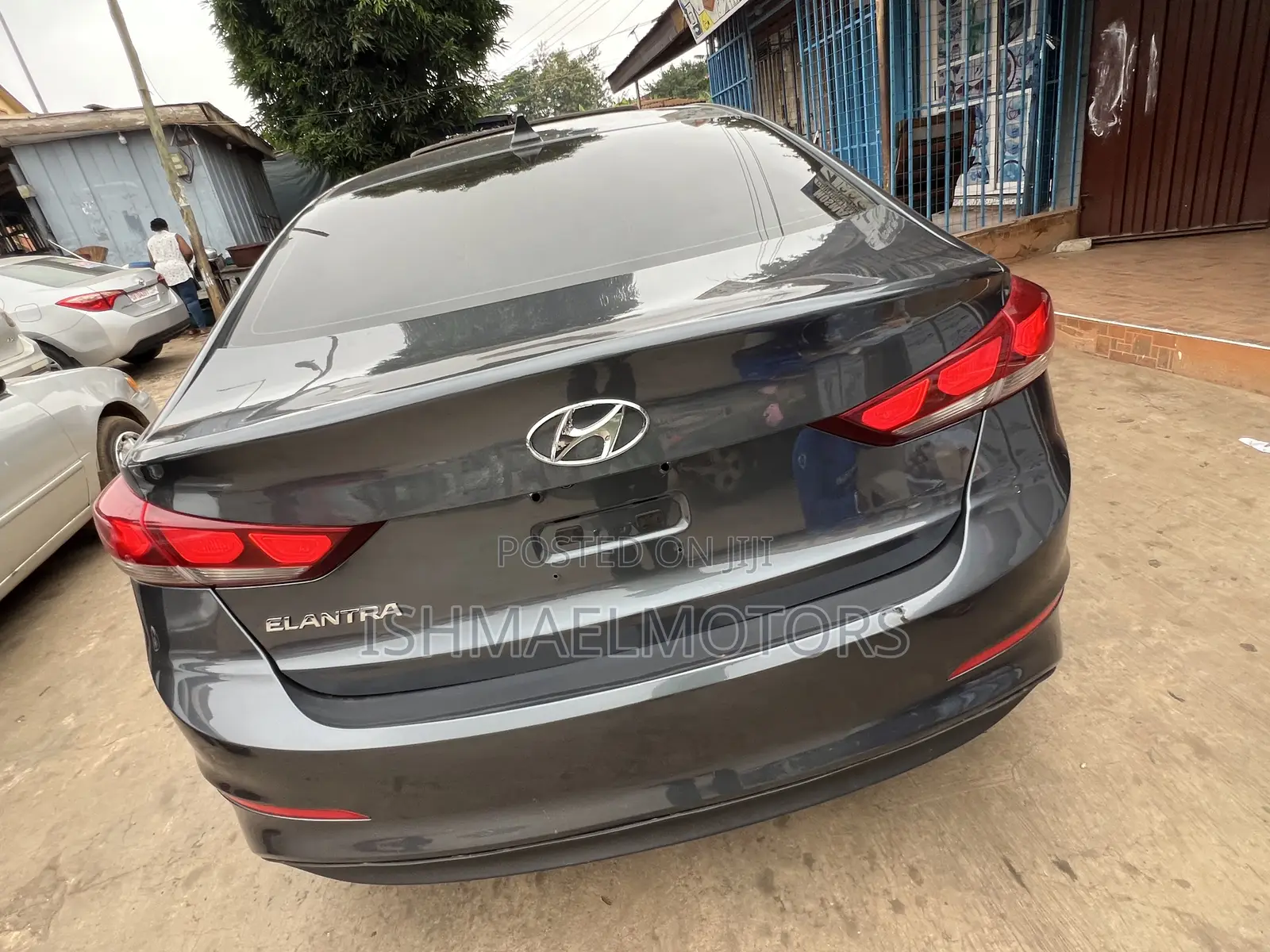 Hyundai Elantra Sport Sedan FWD (1.6L 4cyl 6M) 2017 Silver