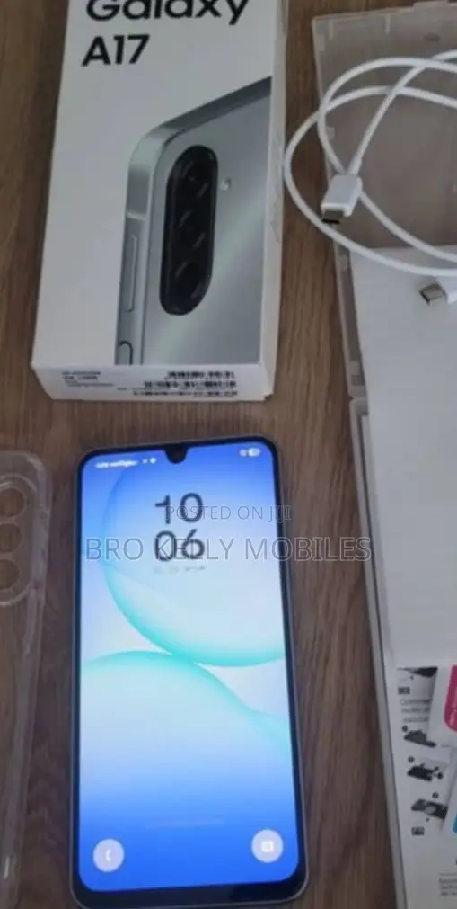 New Samsung Galaxy A17 5G 256 GB Gray