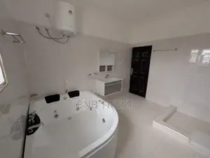 5 Bedrooms Office Space at Roman Ridge