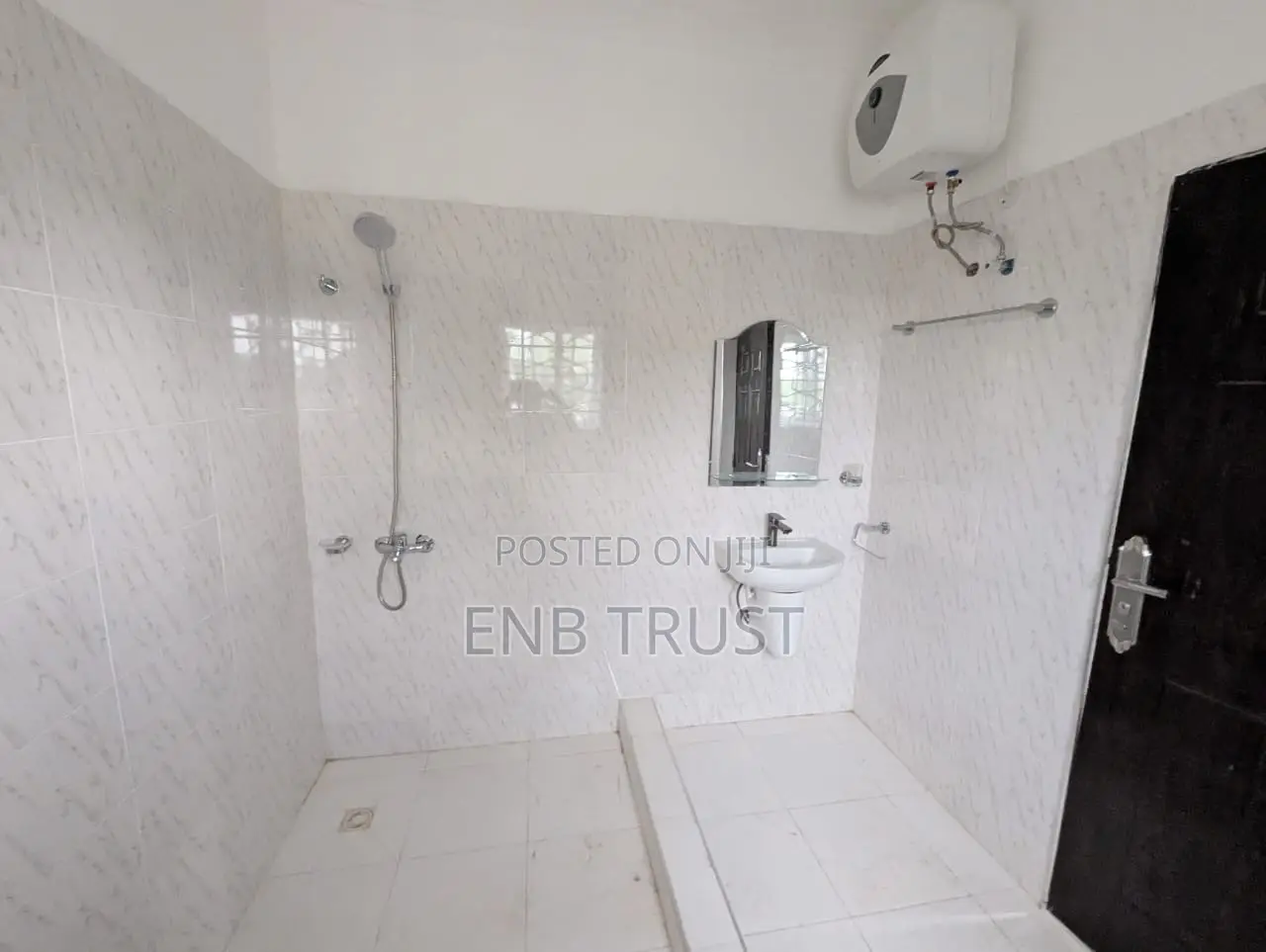 5 Bedrooms Office Space at Roman Ridge