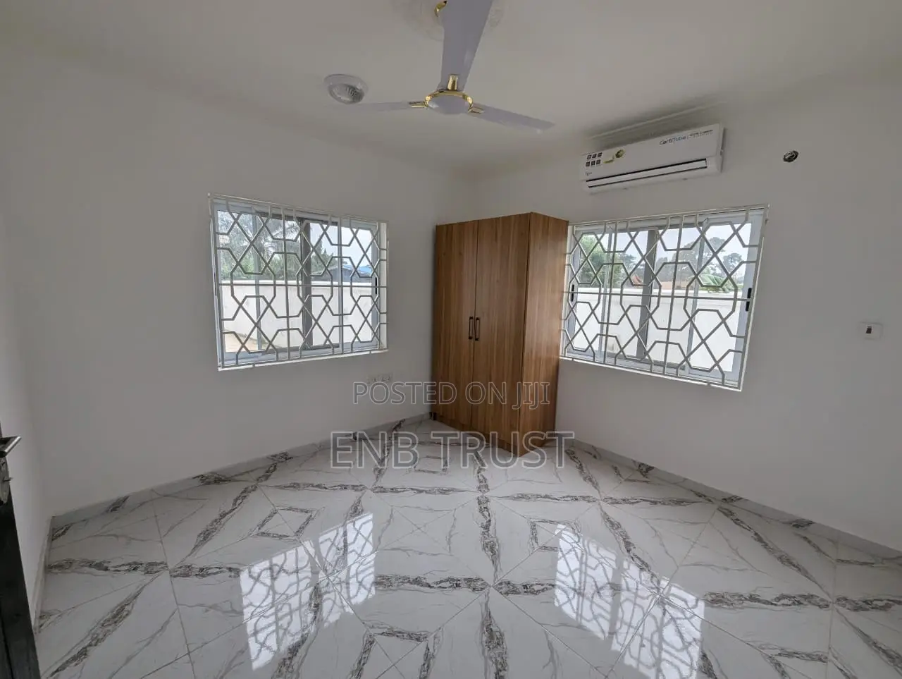 5 Bedrooms Office Space at Roman Ridge