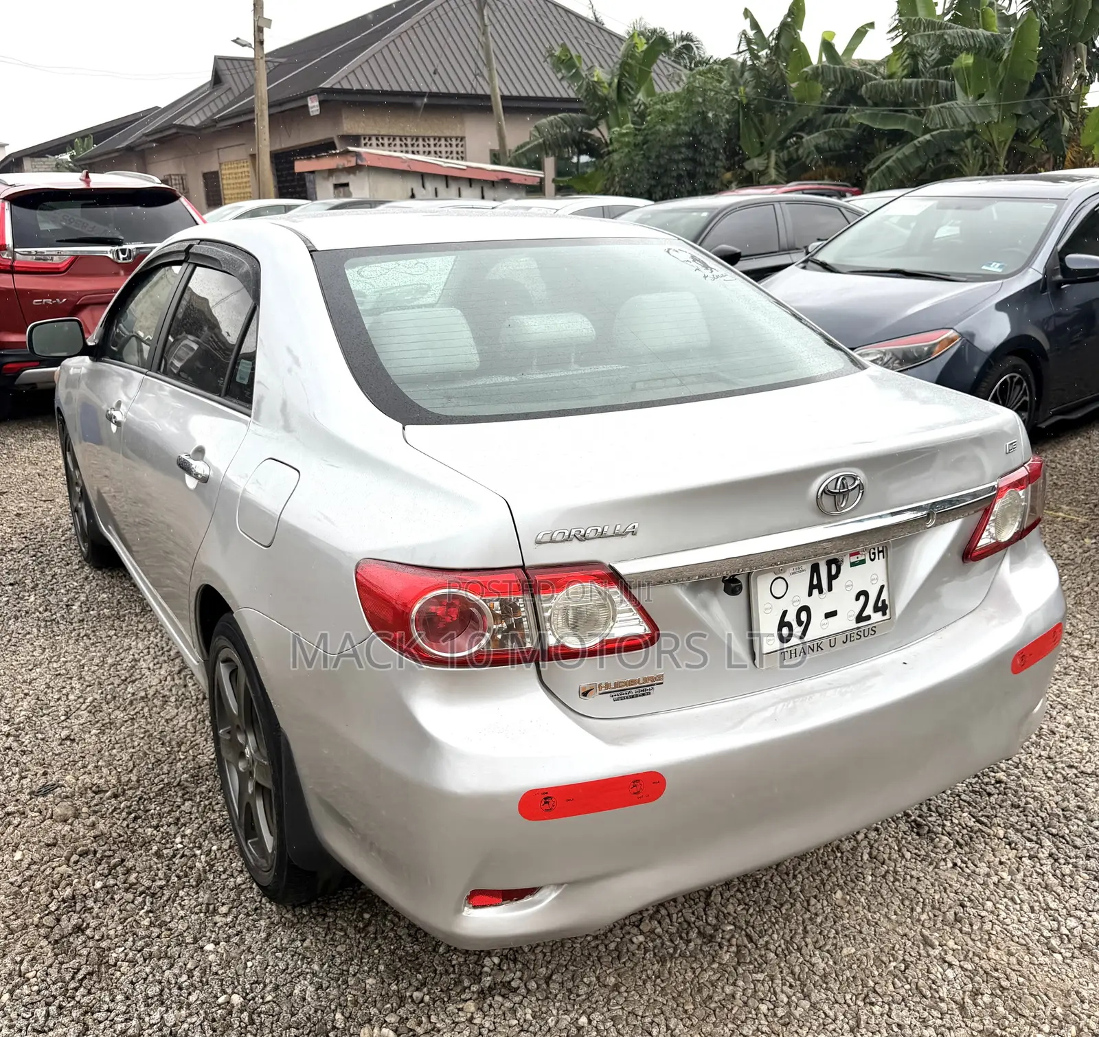 Toyota Corolla LE 4dr Sedan (1.8L 4cyl 4A) 2013 Silver
