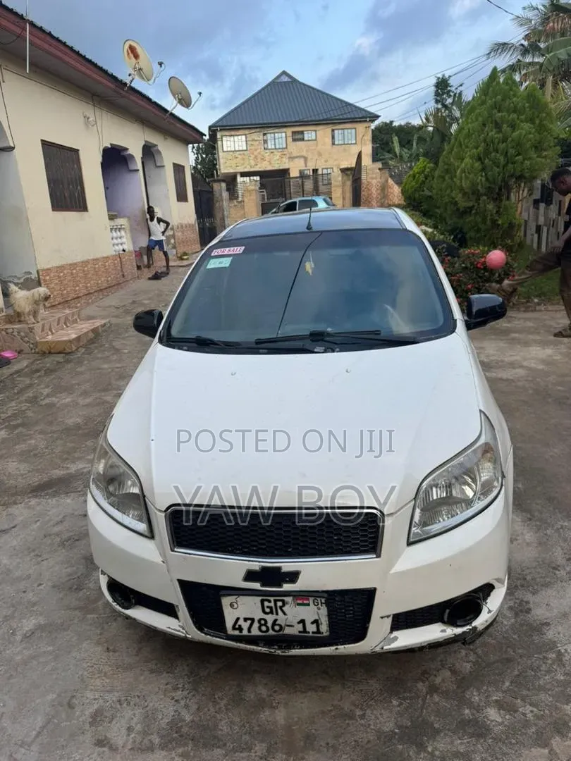 Chevrolet Aveo 2011 White