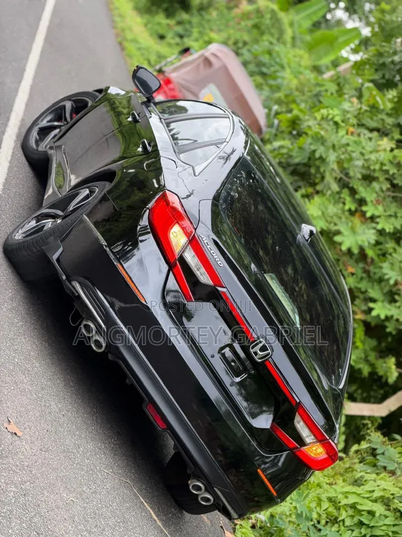 Honda Accord 2018 Black