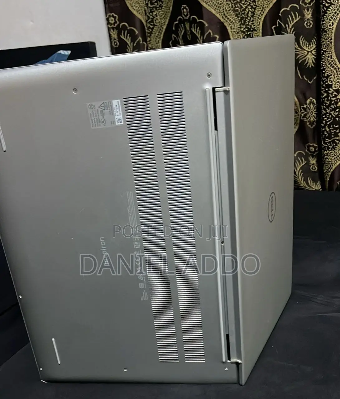 Laptop Dell Inspiron 16 5635 8GB AMD Ryzen 5 SSD 500GB