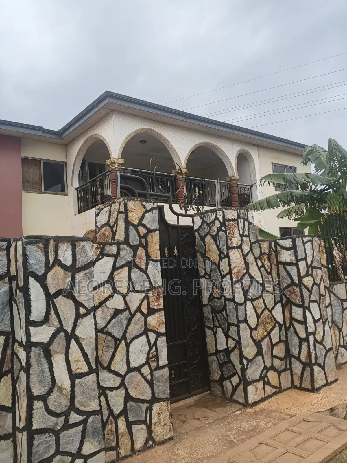 1bdrm Apartment in Amanfro Adenta, Frafraha for rent