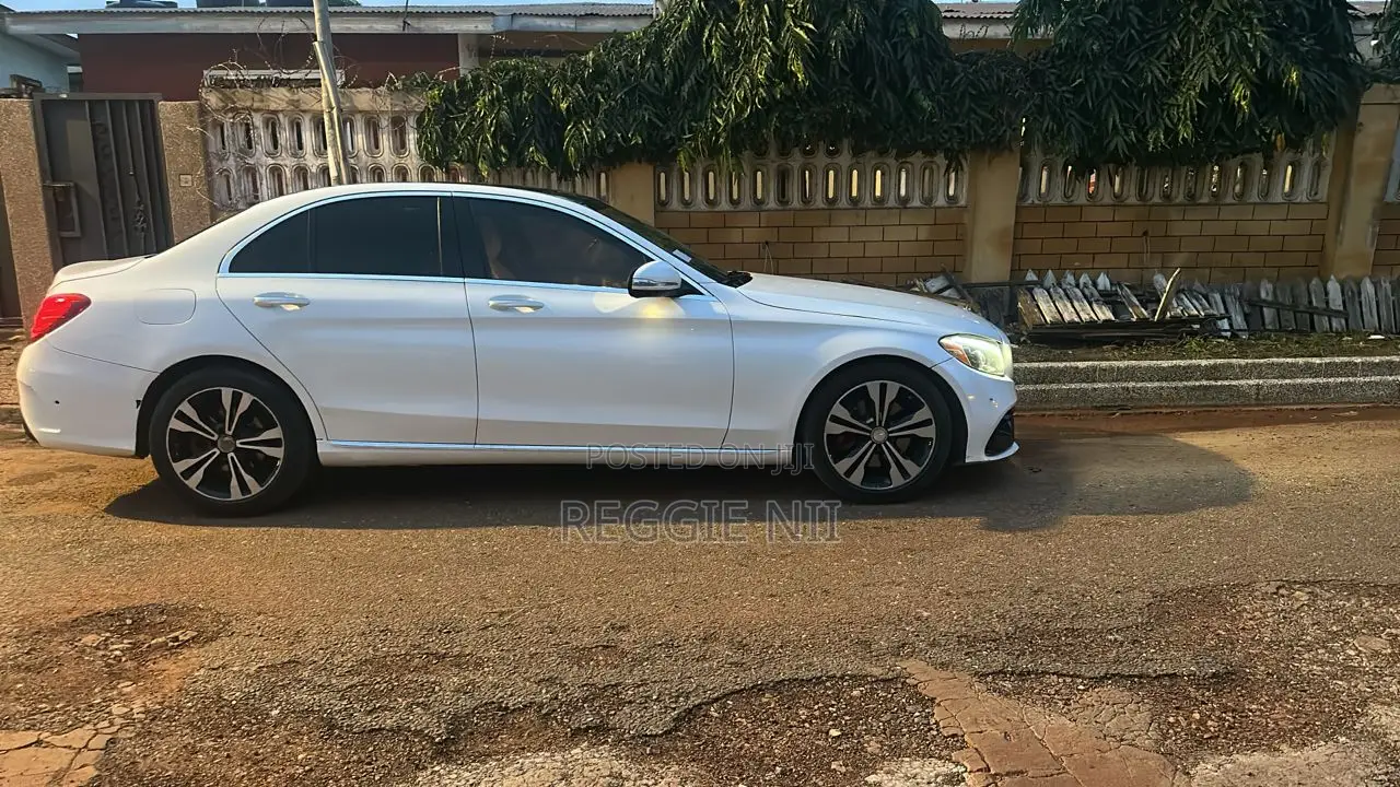 Mercedes-Benz C300 Sport 4dr AWD 4Matic Sedan (2.0L 4cyl 7A) 2015 White