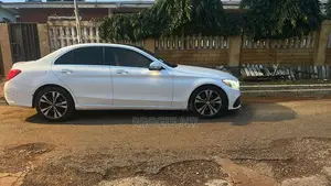 Mercedes-Benz C300 Sport 4dr AWD 4Matic Sedan (2.0L 4cyl 7A) 2015 White