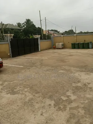 3bdrm Apartment in Executive Adenta, Frafraha for rent