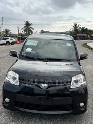 Toyota Sienta 2014 Black