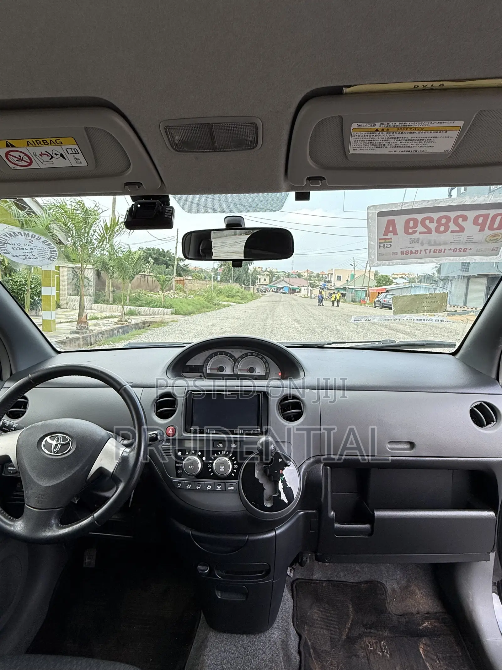 Toyota Sienta 2014 Black