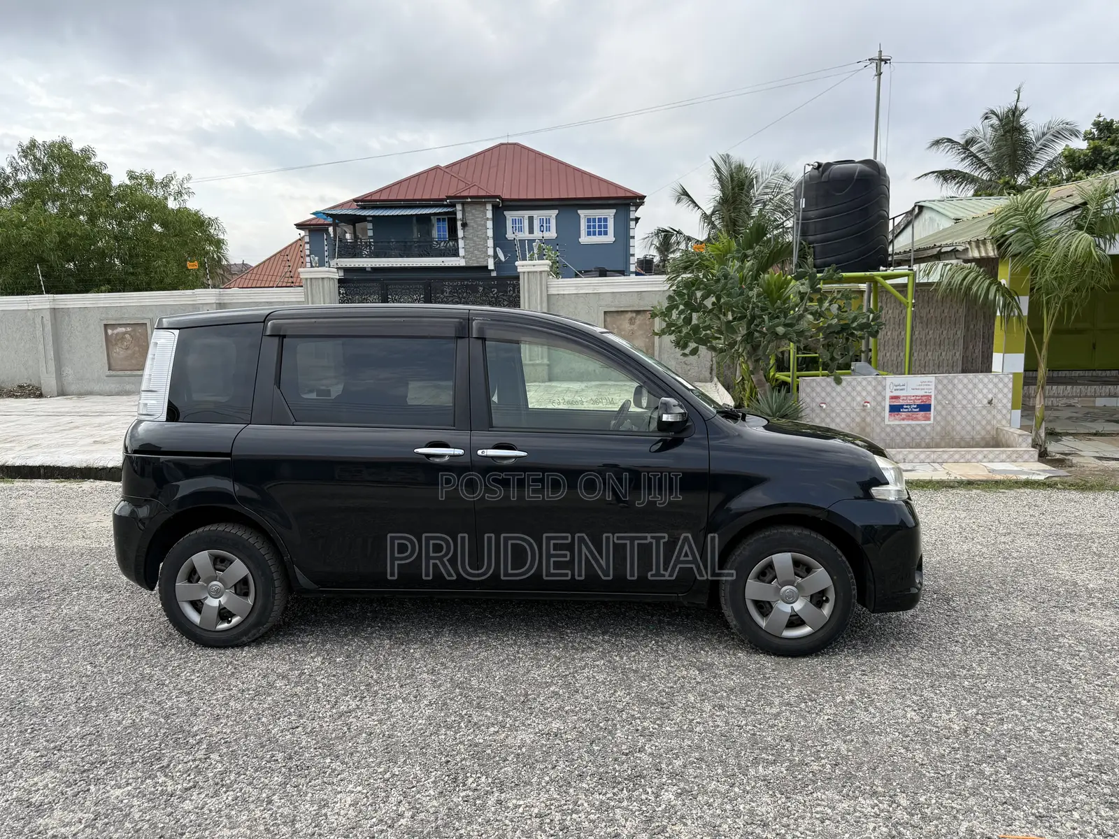 Toyota Sienta 2014 Black