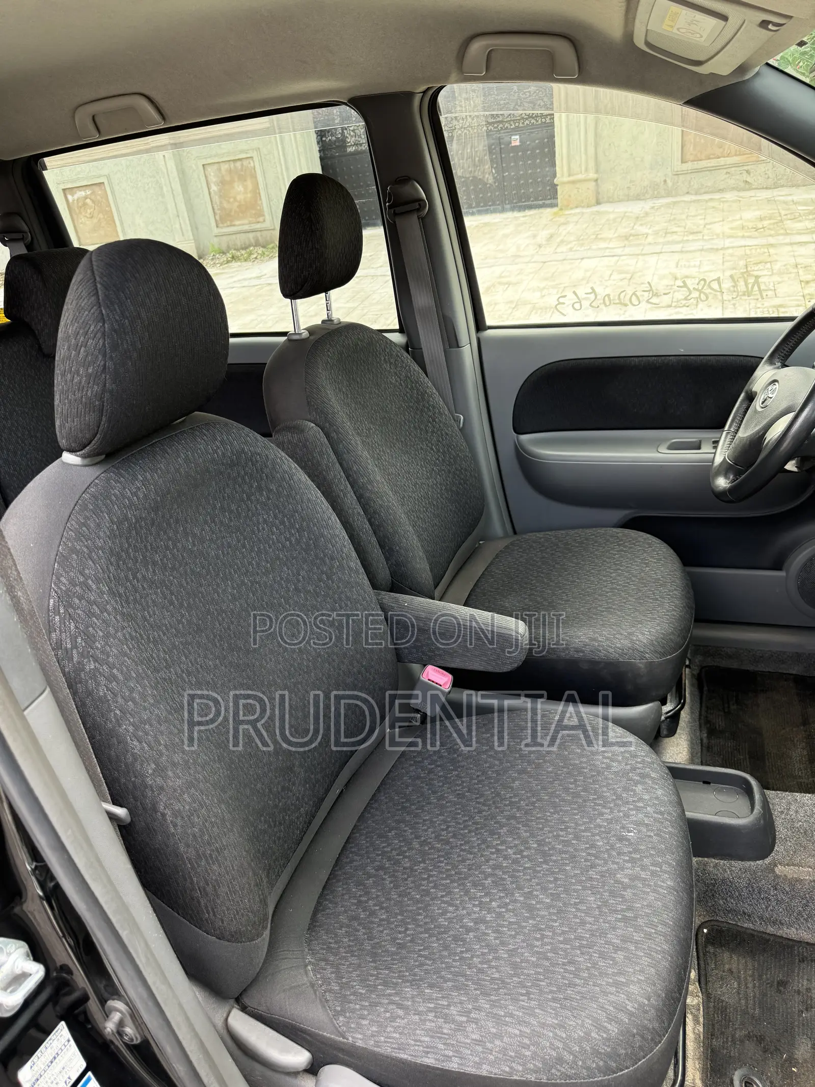 Toyota Sienta 2014 Black