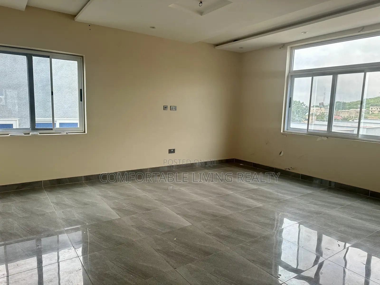 4bdrm House in Oyarifa Mall Area for rent