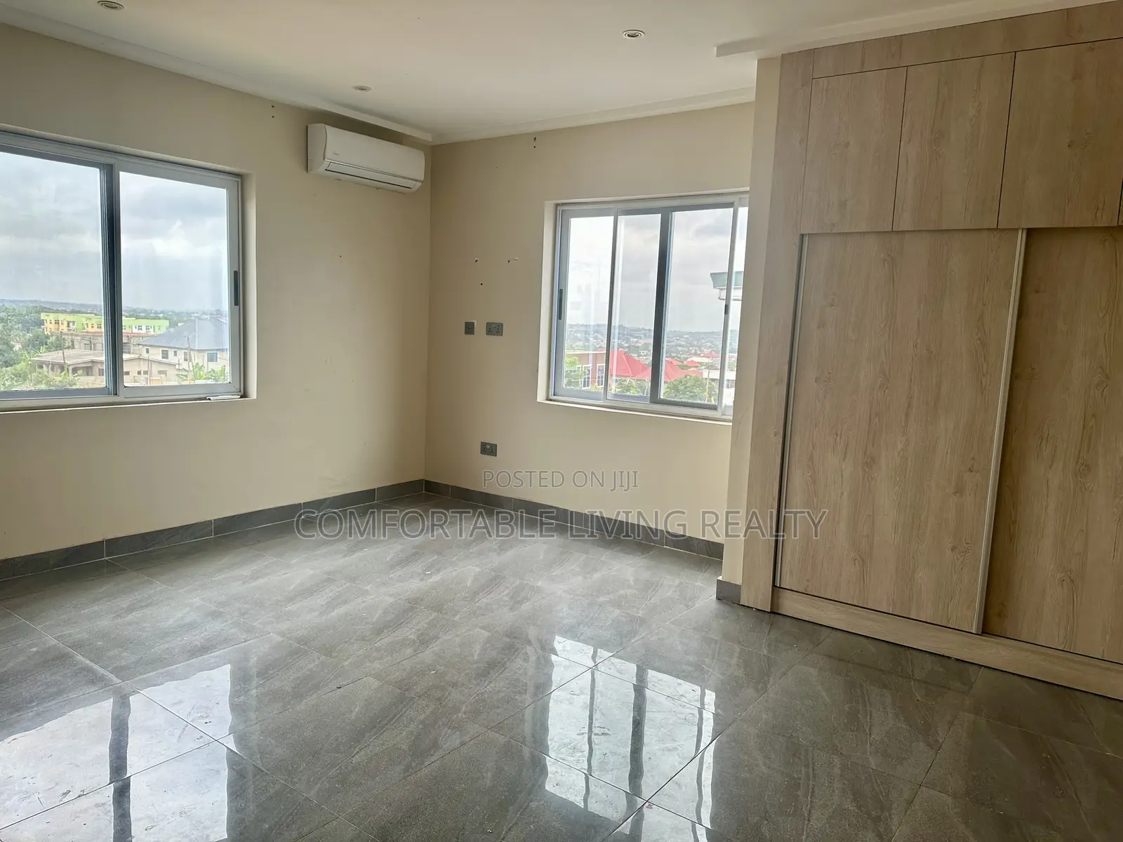 4bdrm House in Oyarifa Mall Area for rent