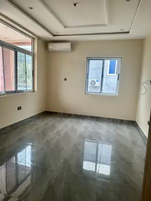 4bdrm House in Oyarifa Mall Area for rent