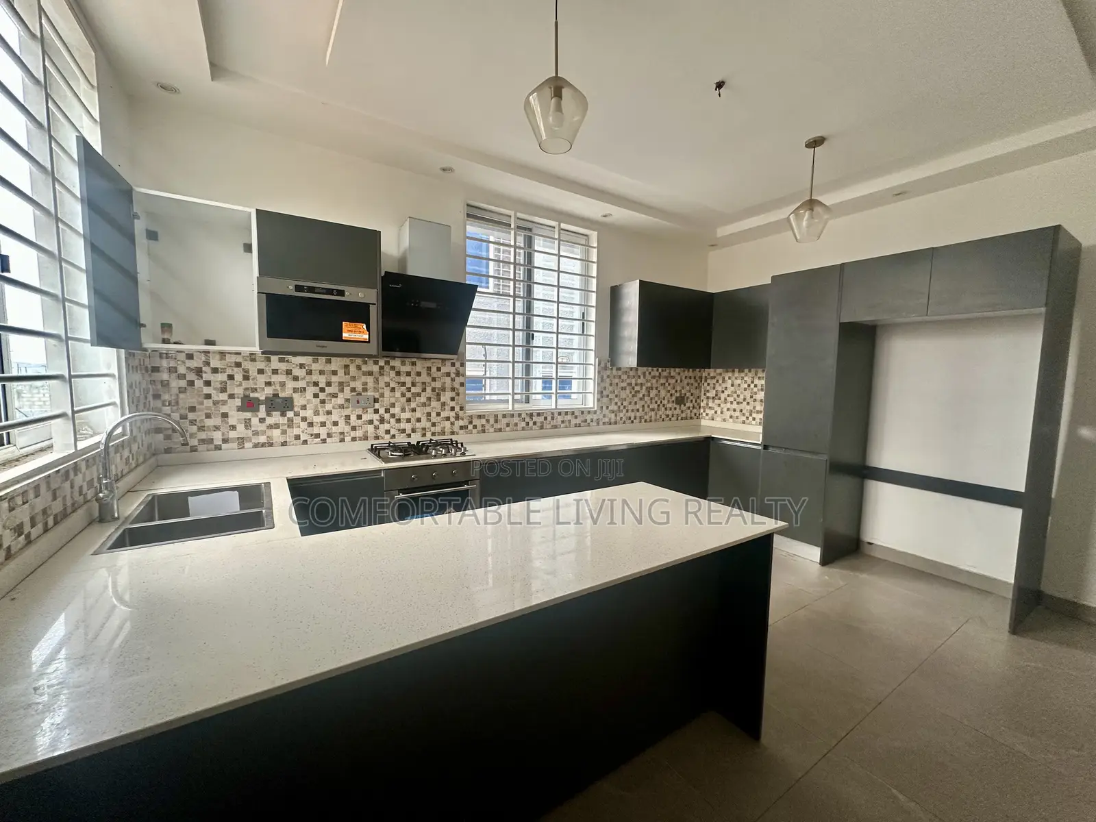4bdrm House in Oyarifa Mall Area for rent