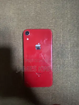 Apple iPhone XR 64 GB Red