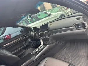 Honda Accord 2019 Black