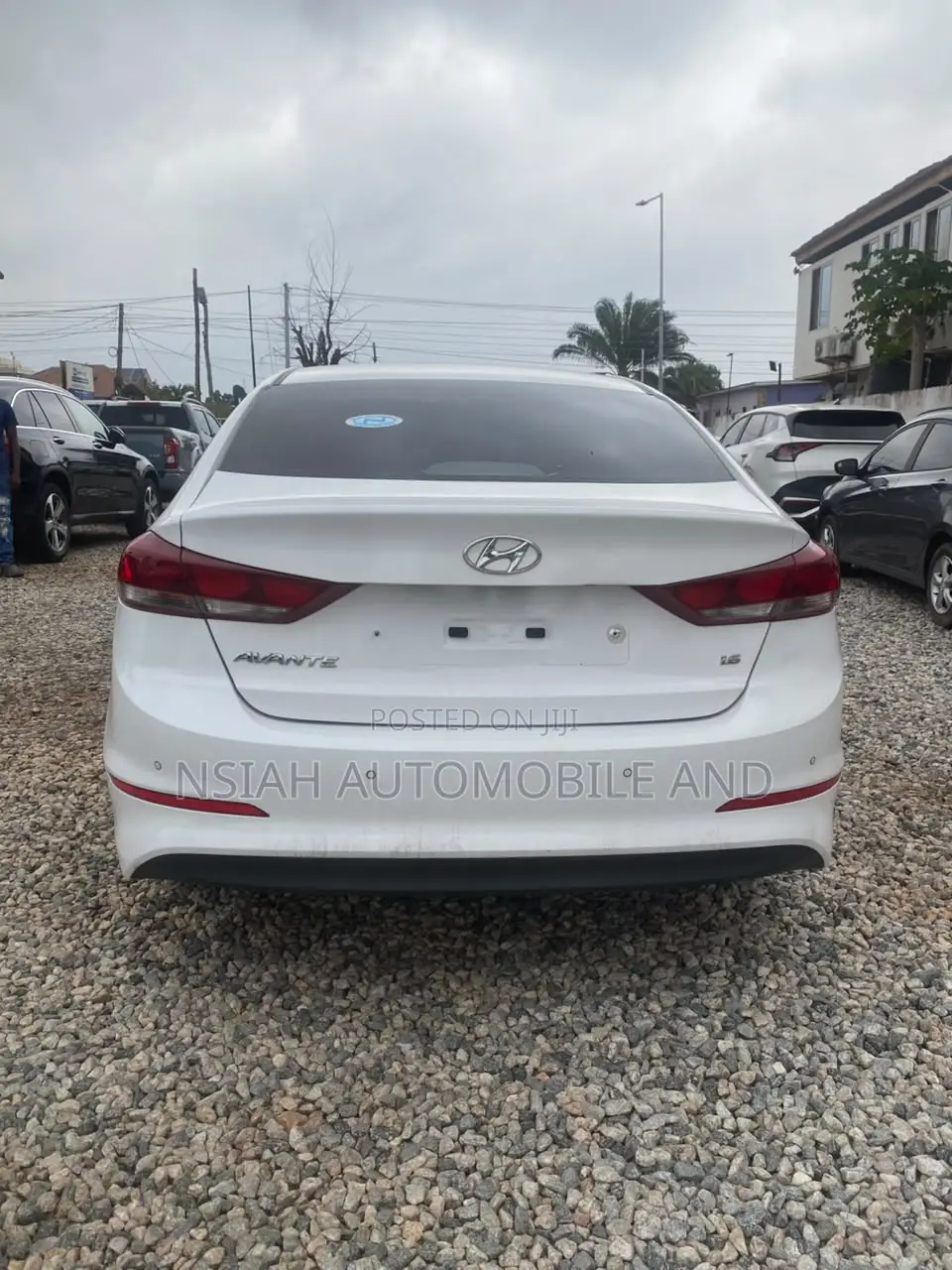Hyundai Avante 2018 White
