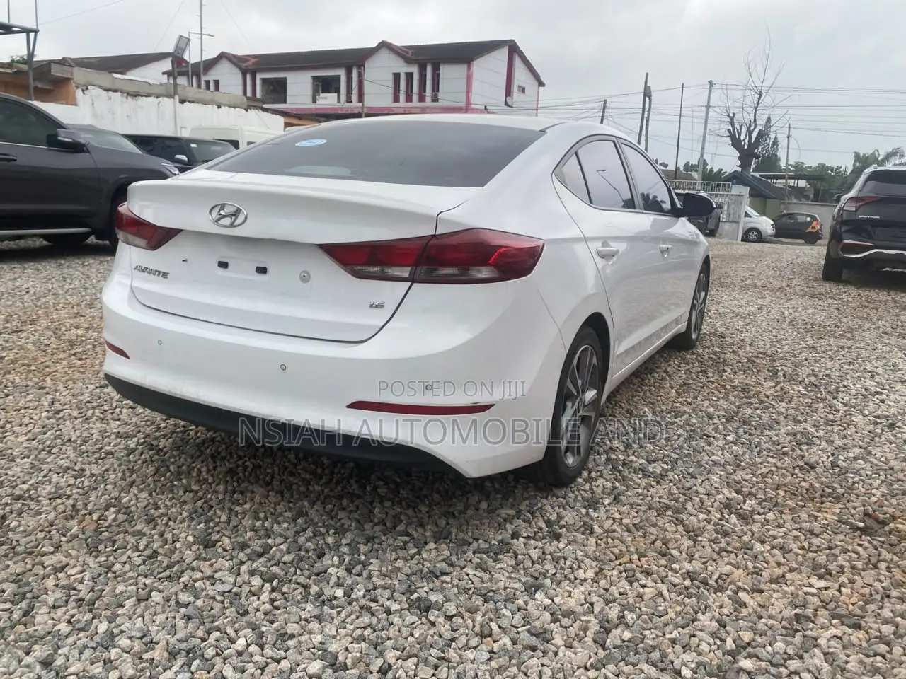 Hyundai Avante 2018 White