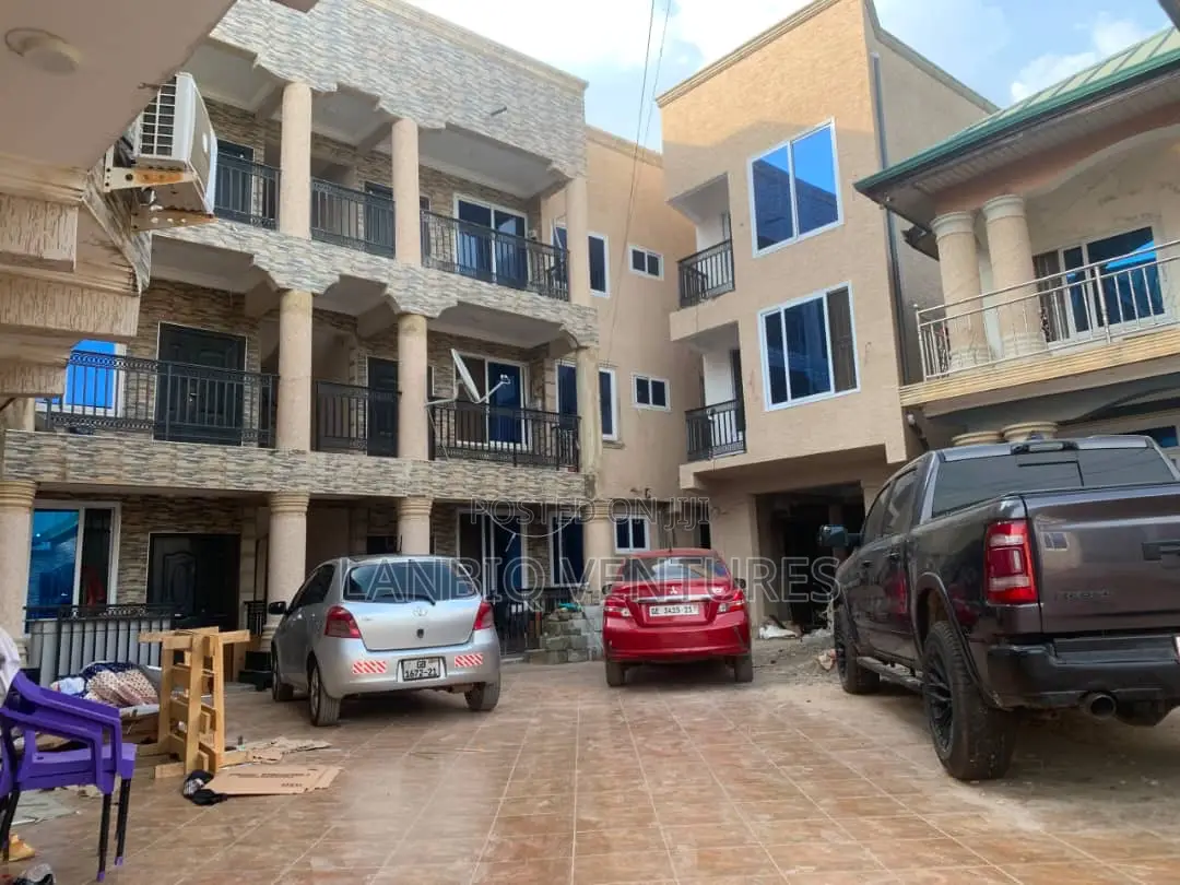 2bdrm Apartment in Kwashieman for rent
