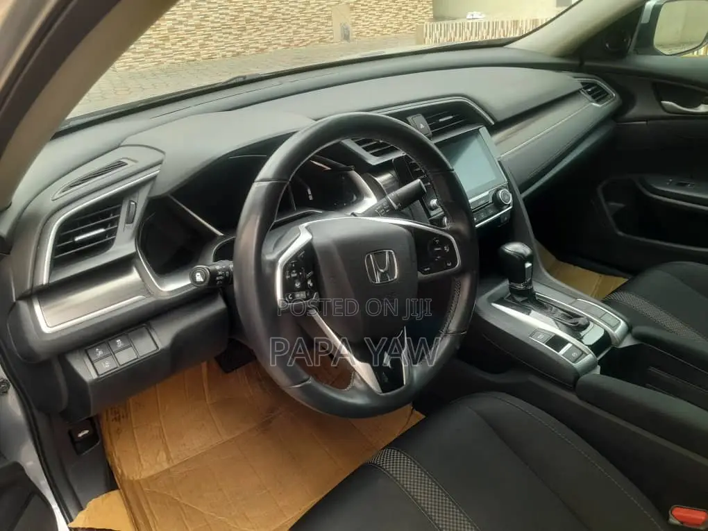 Honda Civic EX-L Sedan 2020 Silver