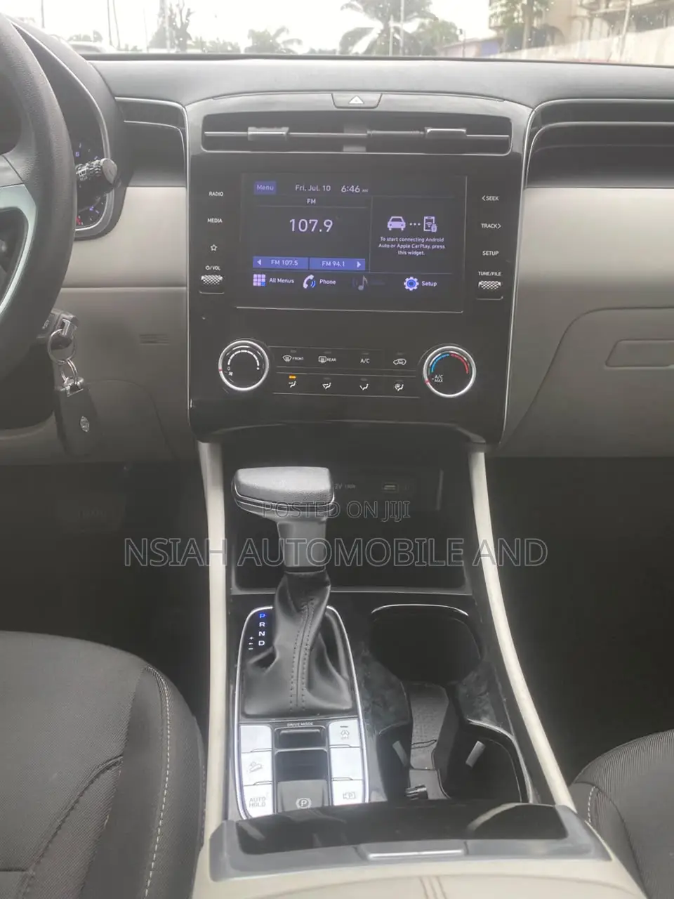 Hyundai Tucson 2022 Silver