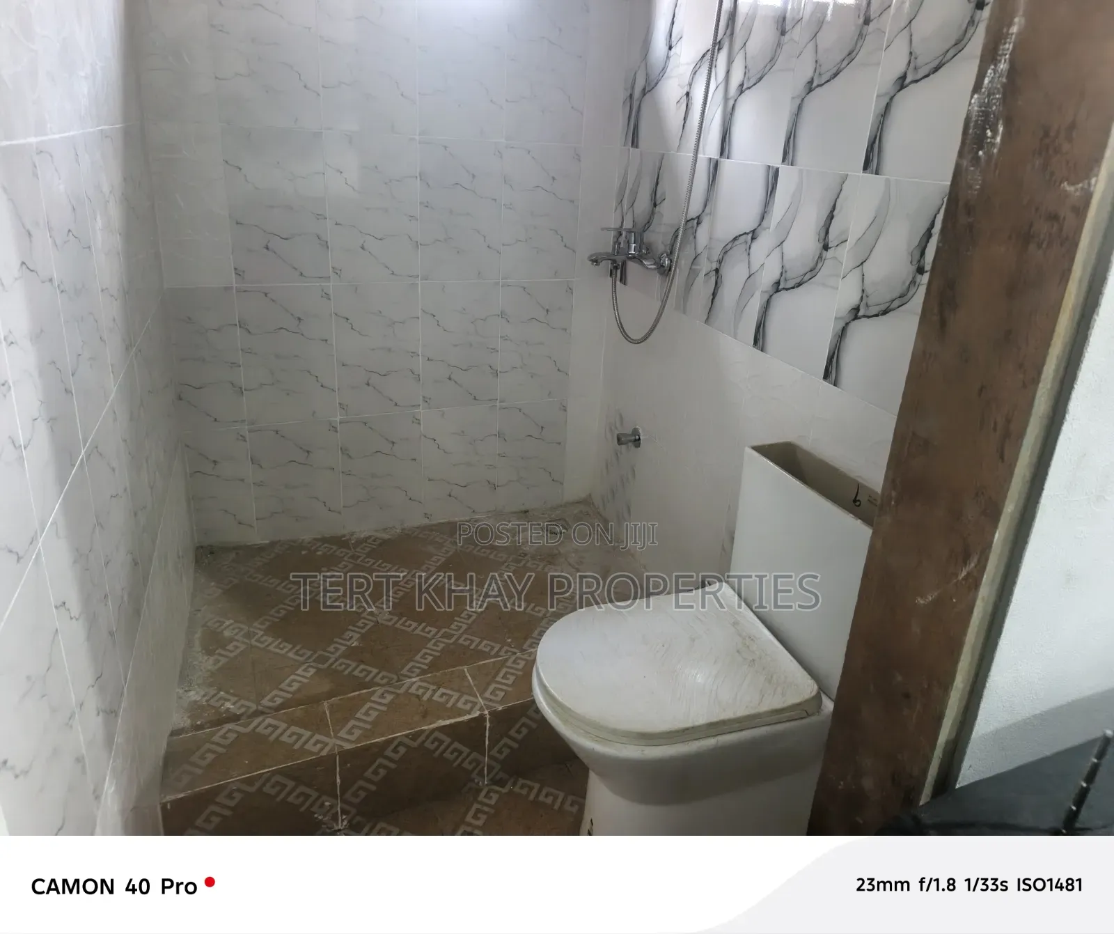 Mini Flat in Greda Extension for rent