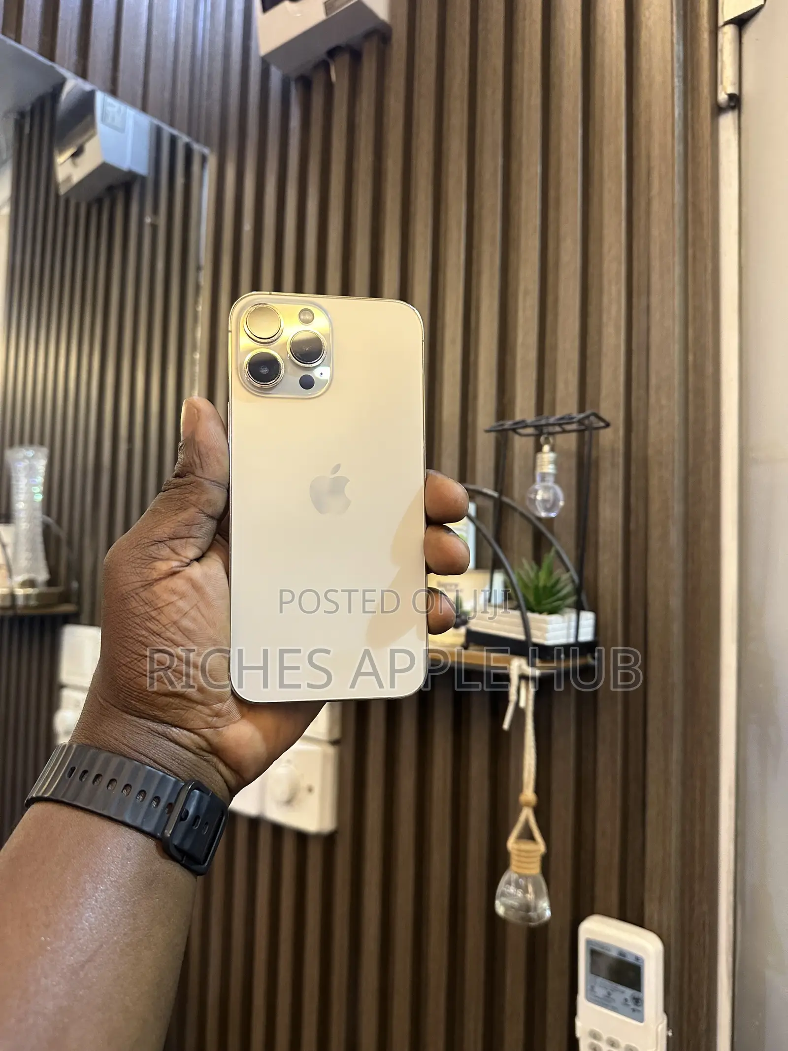 New Apple iPhone 13 Pro Max 128 GB Gold