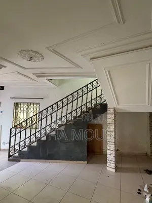 1bdrm Apartment in Ofankor for rent