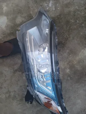 16 to 19 Mitsubishi Outlander Driverside Headlight