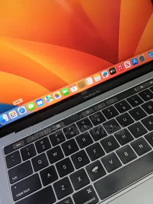 Laptop Apple MacBook Pro 2017 8GB Intel Core i5 SSD 500GB