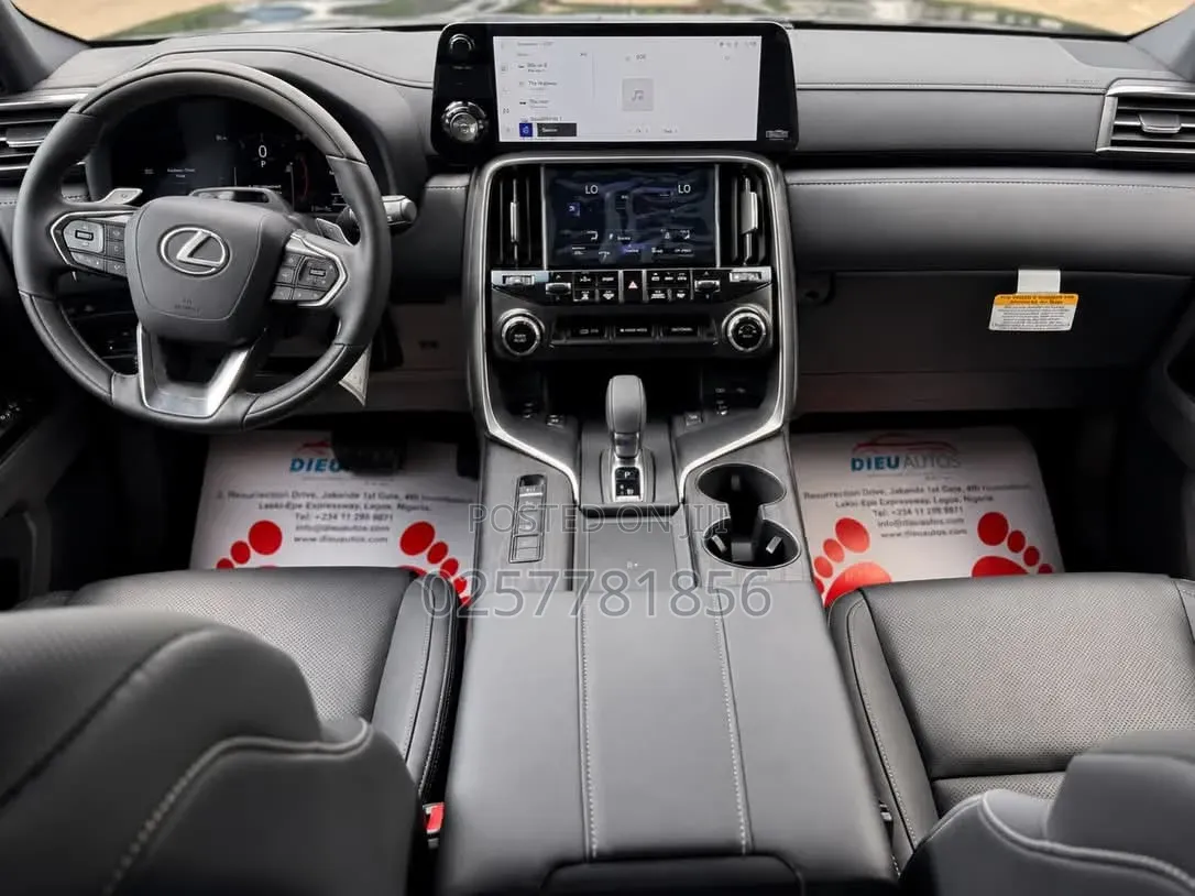 New Lexus LX 2025 Black