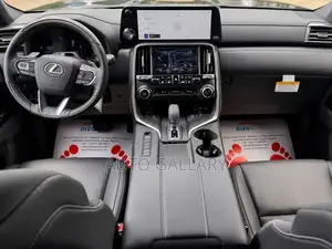 New Lexus LX 2025 Black
