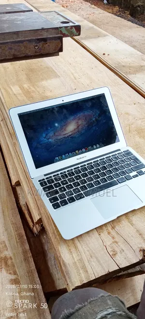 Laptop Apple MacBook Air 4GB Intel Core i7 SSD 128GB