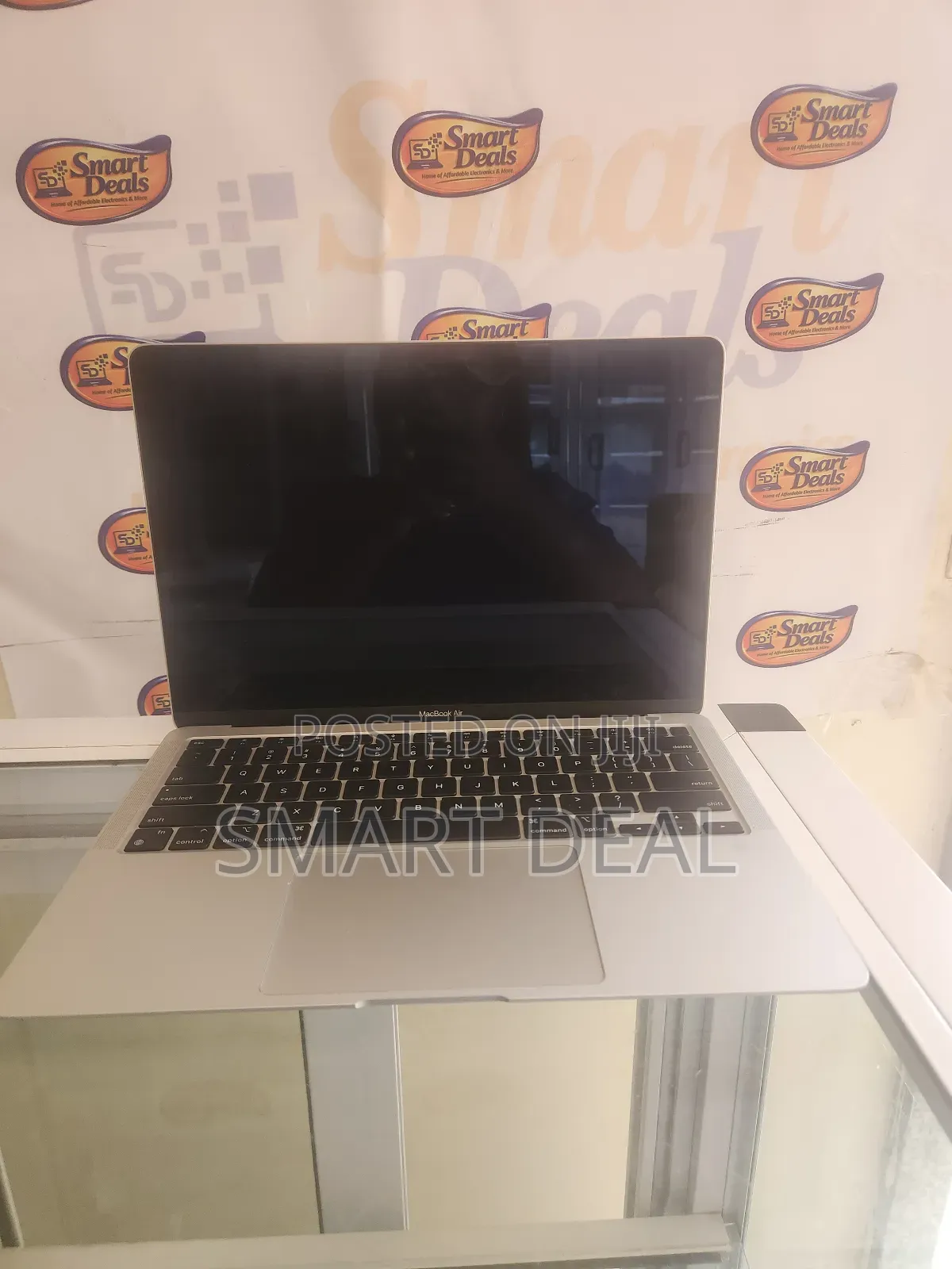 Laptop Apple MacBook Air 2020 16GB Apple M1 SSD 256GB