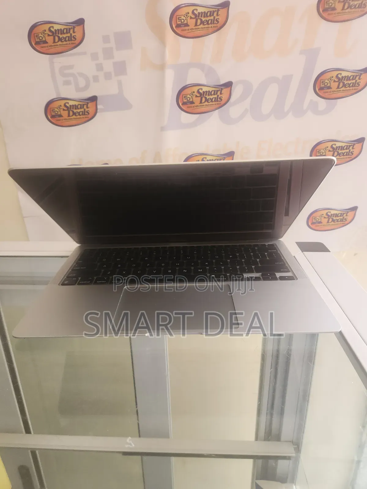 Laptop Apple MacBook Air 2020 16GB Apple M1 SSD 256GB