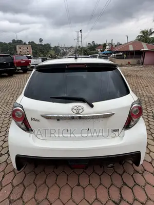 Toyota Vitz 2012 White