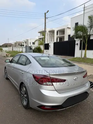 Hyundai Elantra Limited 2019 Gray