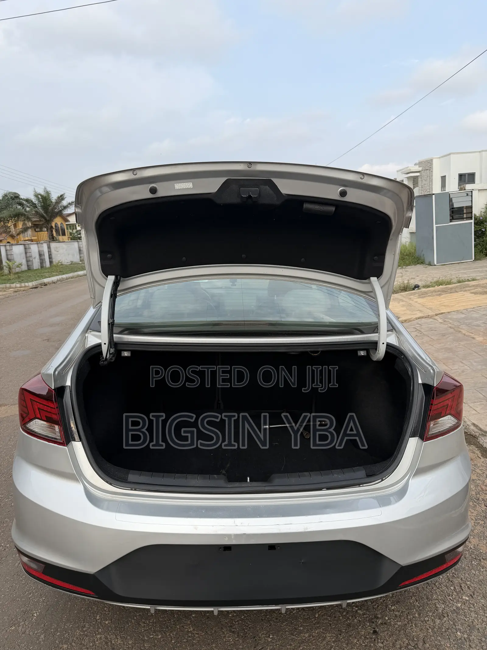 Hyundai Elantra Limited 2019 Gray