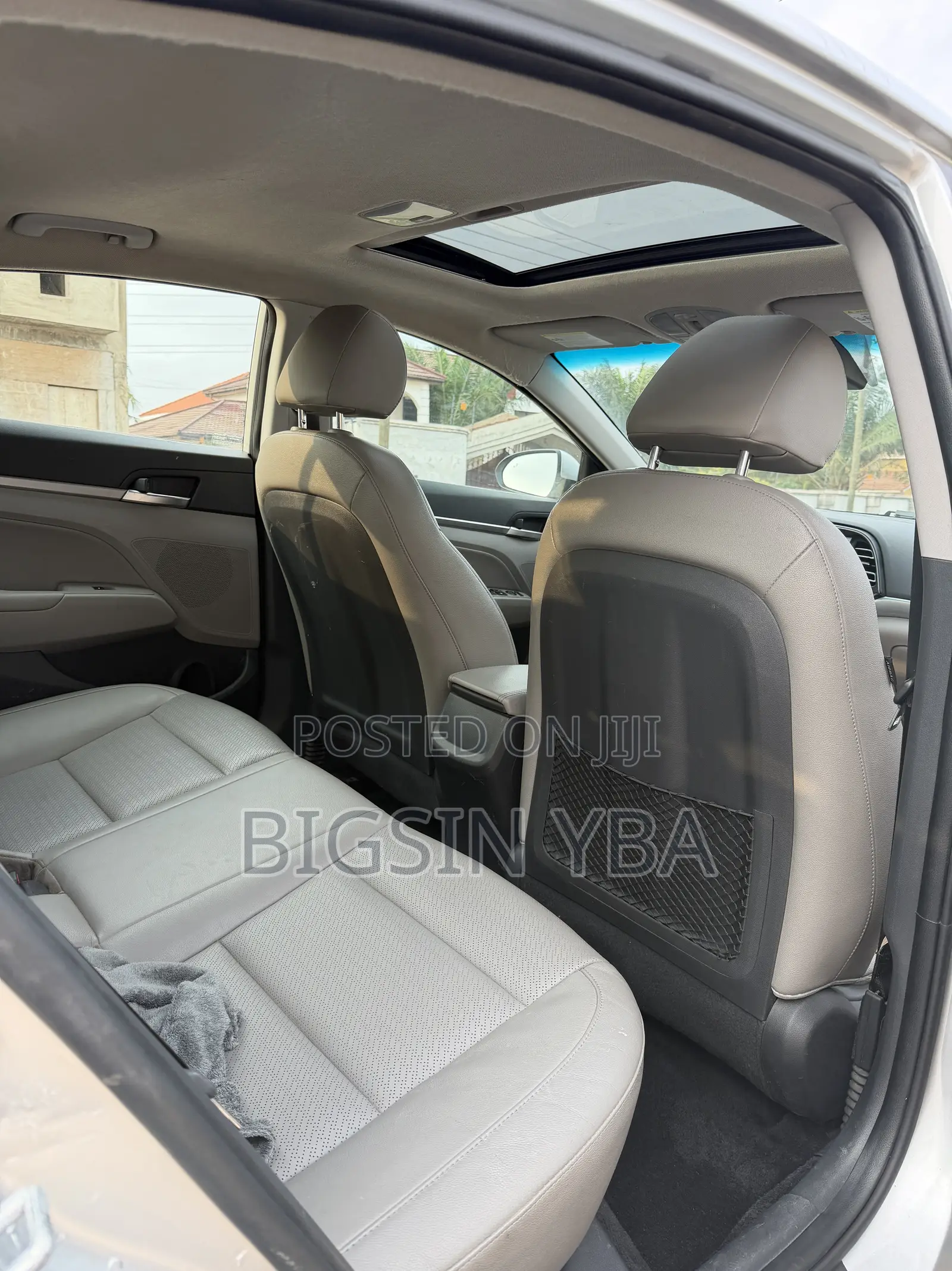 Hyundai Elantra Limited 2019 Gray