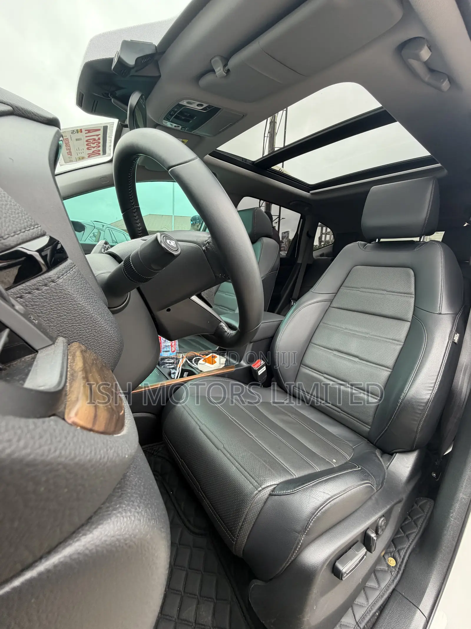 Honda CR-V Special Edition 2022 White
