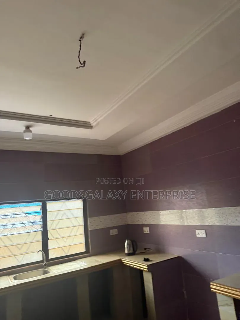 5bdrm House in Kumasi Metropolitan for rent
