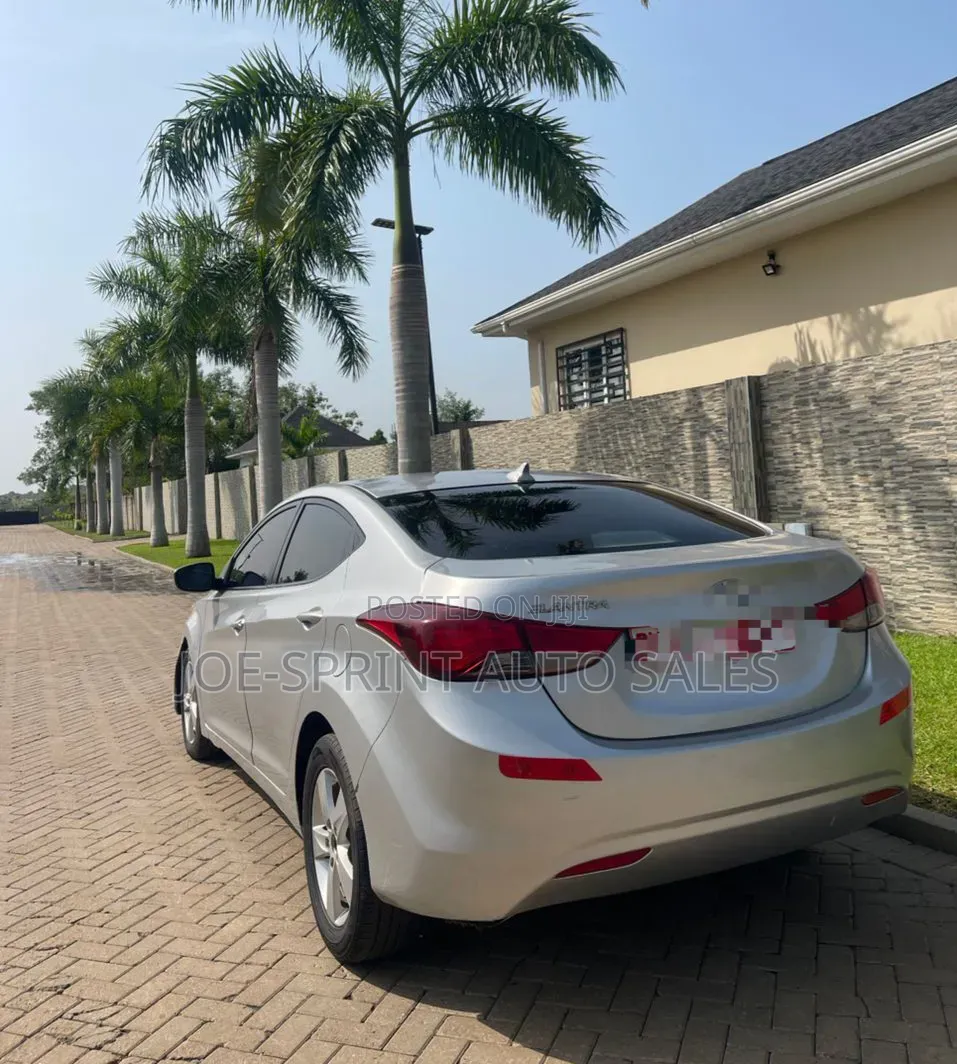 Hyundai Elantra 2013 Silver