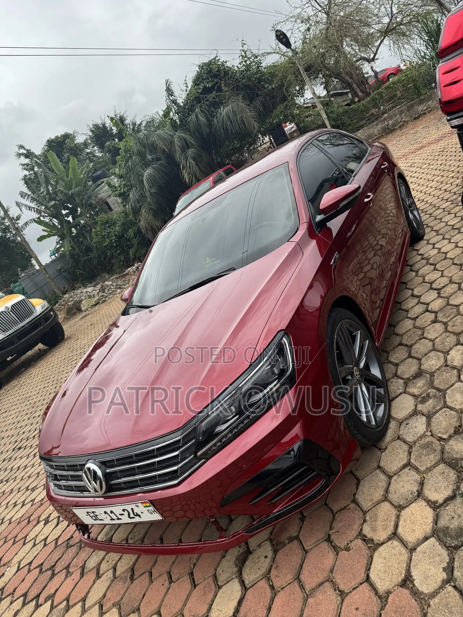 Volkswagen Passat 2017 Pink